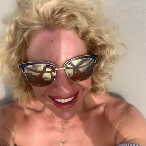 Meet your Posher, Kari